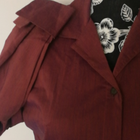 Kathee Lee button down shirt - Picture 2 of 8